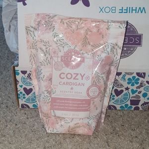 Scentsy Soak Cozy Cardigan
